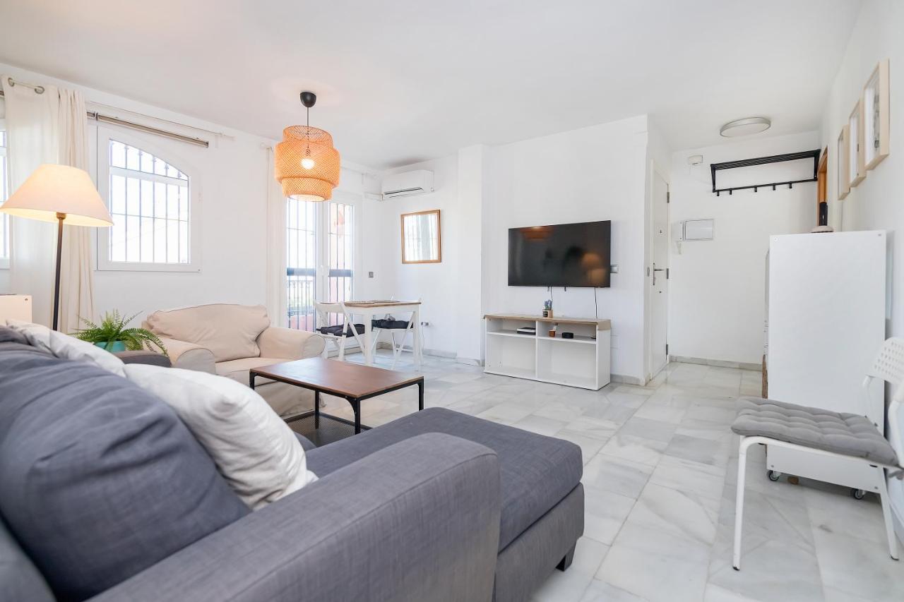 Bhost - Wilkinson Apartment Малага Екстериор снимка